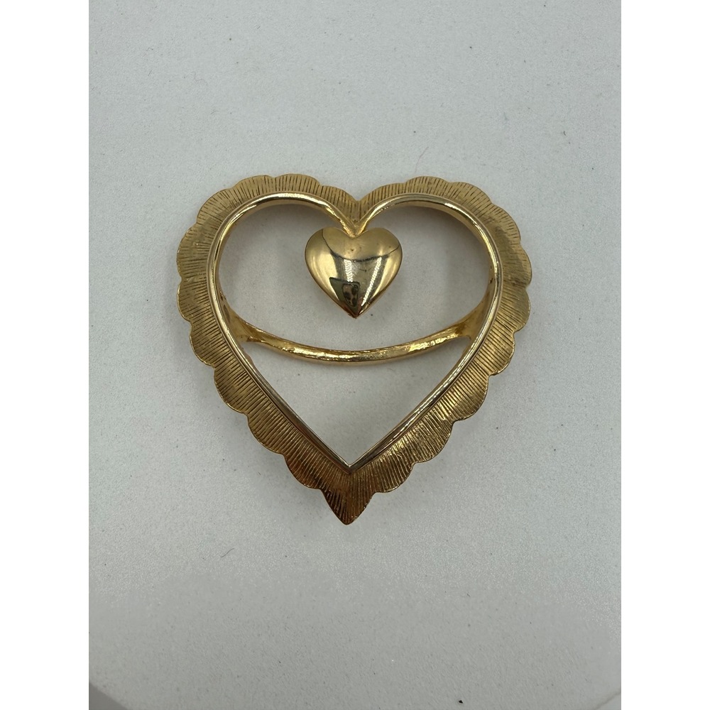 Vintage Torino Gold Tone Double Heart Scarf Slide Scalloped Textured Romantic